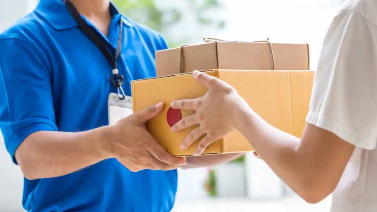 Choosing the best Delivery Companies in Dublin Readability