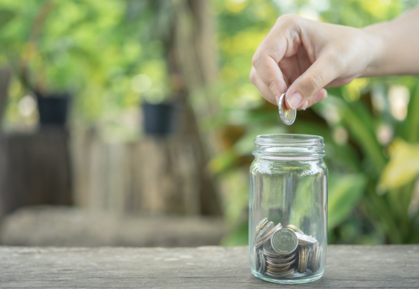 The Importance of Emergency Funds and Why Everyone Should Have a Savings Account