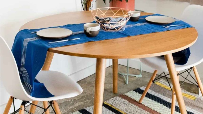 THE PERFECT COLOUR SCHEME FOR MEMORABLE DINNER BOOTHS