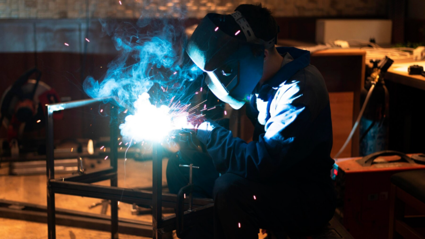 5 KEY CONSIDERATIONS FOR CHOOSING WELDING SERVICES FOR YOUR PROJECT