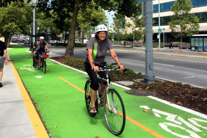 Urban Cycling Key Strategies for Safe Biking in Seattle