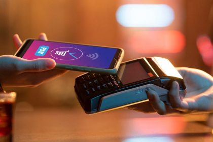 Fintech's Pioneering Role in Redefining Banking From Mobile Payments to Crypto Integration