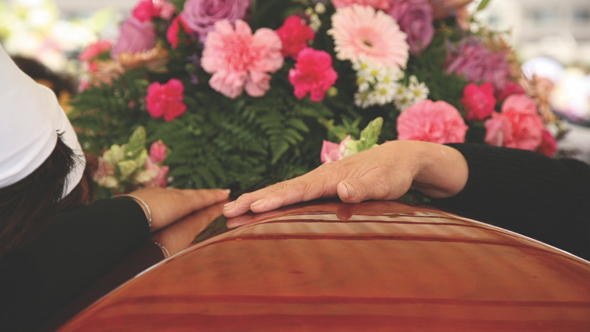 How Funeral Homes Help Families Navigate Grief After a Loss Readability