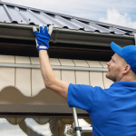 6 Guarantees to Look for in a Professional Gutter-Cleaning Contract