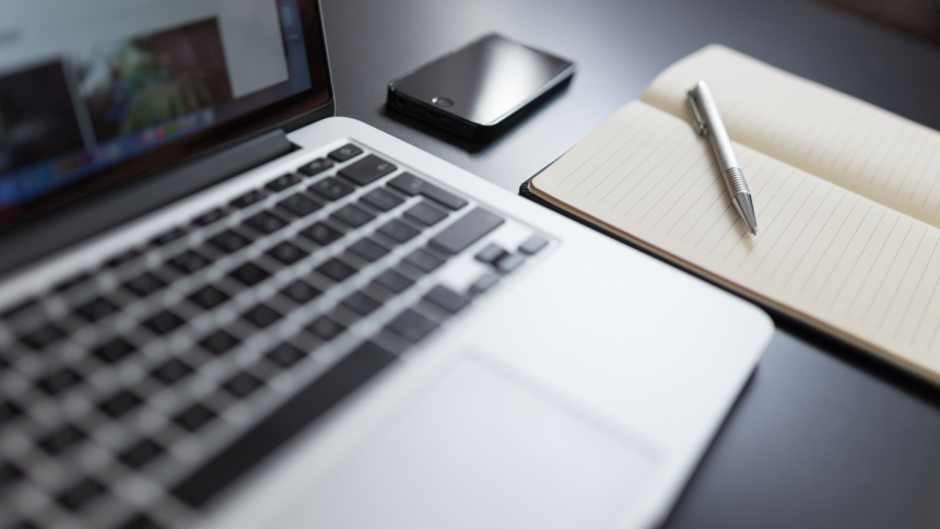 Digital vs. Paper Choosing the Right Medium for Meeting Notes