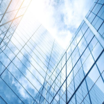 How Do You Balance Cost, Build, and Sharpness When Choosing Everyday Glass?
