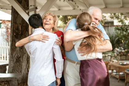 How to Look After Aging Parents Who Live Alone