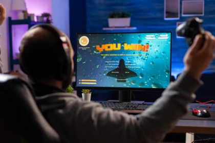 Online Game Popularity Based on Player Activity