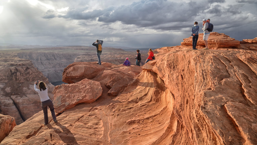 Pinpointing Loyalty 5 Powerful Ways to Connect with Customers Using “Geotagging”