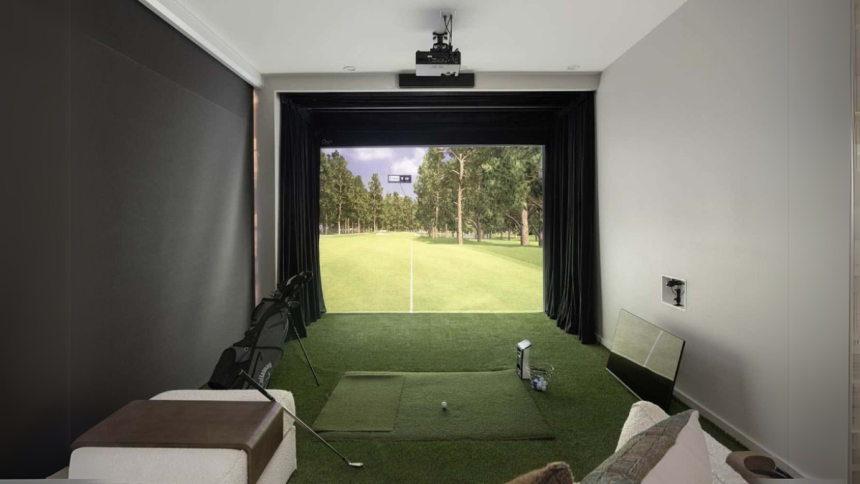 Top Golf Simulators for Sale in 2025 What the Pros Recommend for Home and Commercial Use