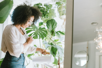 Why More People Are Turning to Plants for Healing — And What You Should Know First 