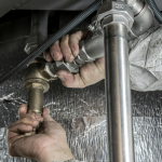 How Expert Plumbers in Dallas Handle Frozen Pipes Efficiently