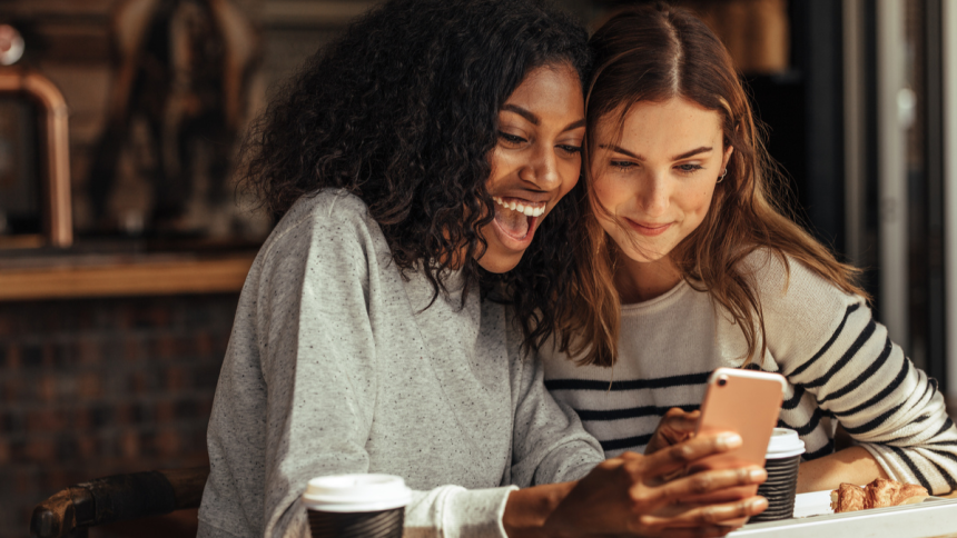 How to Reconnect With That Friend You Haven't Talked to in Ages