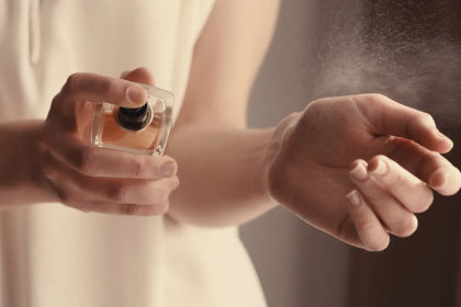 Scent and Self-Esteem Why the Right Fragrance Boosts Confidence in Minutes