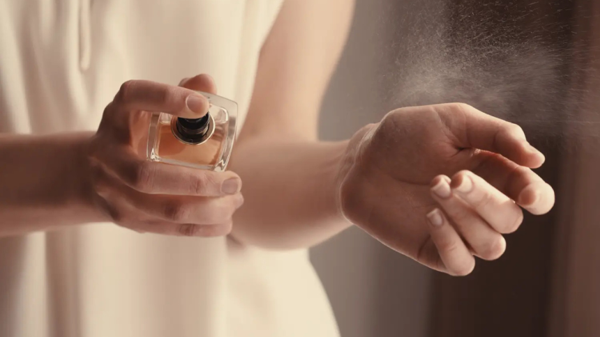 Scent and Self-Esteem Why the Right Fragrance Boosts Confidence in Minutes