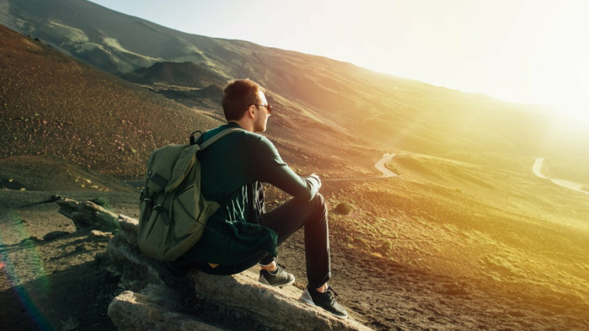Solo Travel A Journey of Self-Discovery with Potential Pitfalls