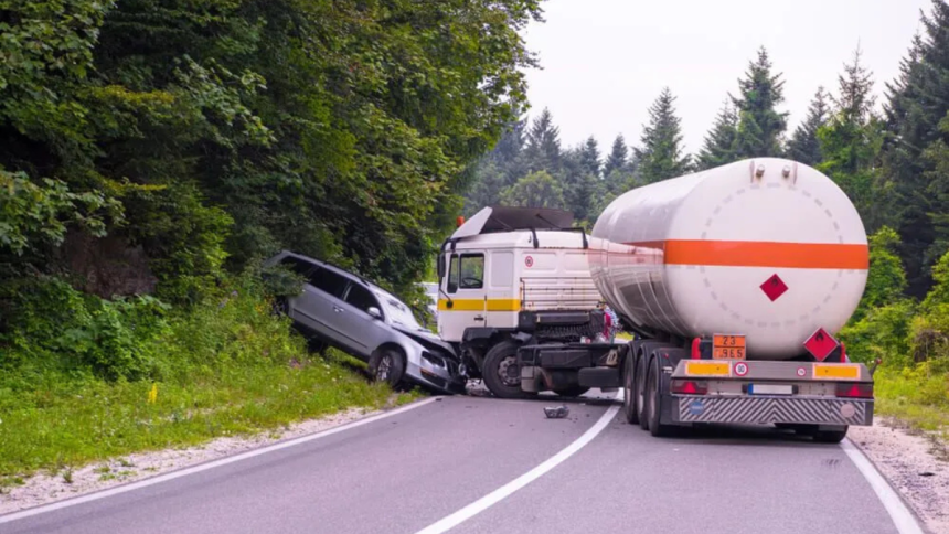 What Makes a Truck Accident Lawyer Effective