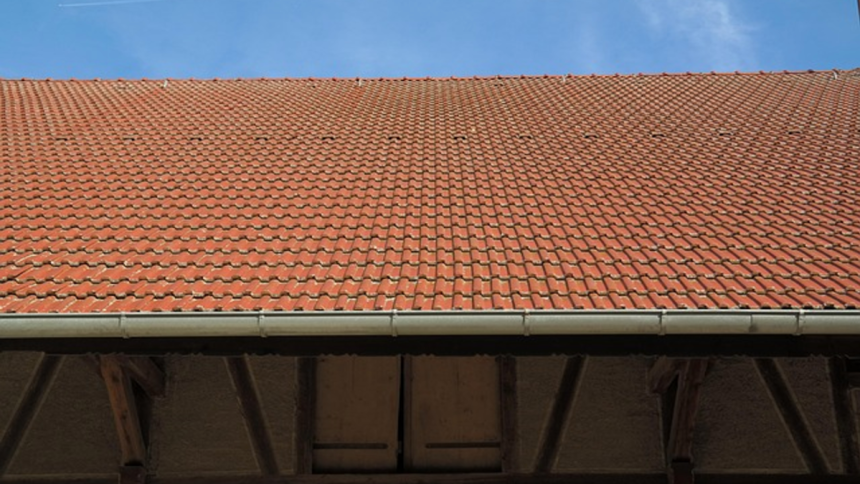 4 Clear Signs that Will Let You Know Your Gutters Need Replacing