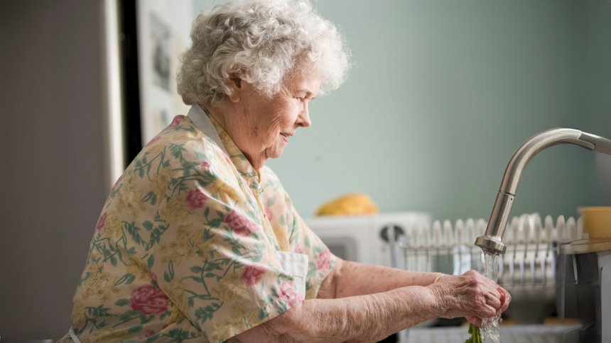 Empowering Senior Independence with Personalized In-Home Support Solutions