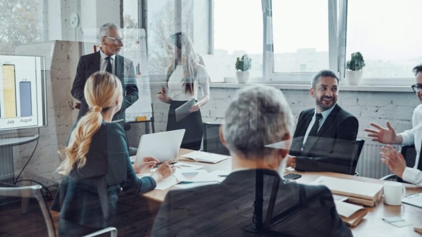 The Rise of the Fractional CMO A new model & Era of Growth
