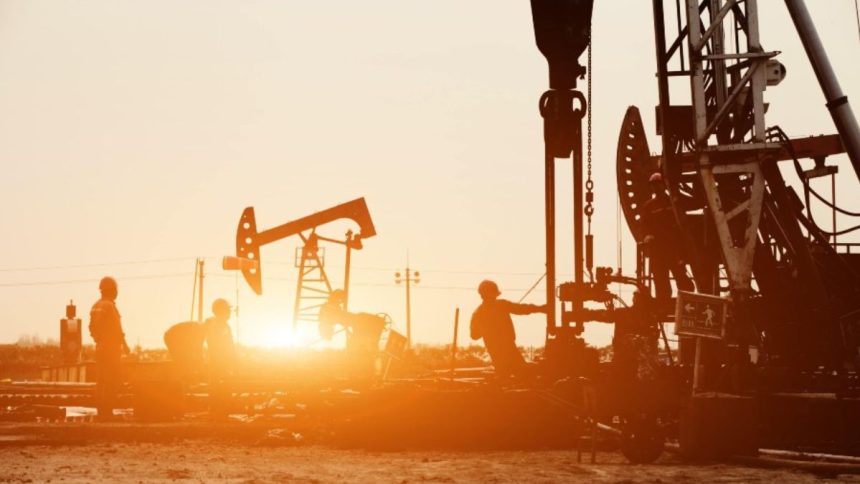 Why Oilfield Jobs Carry Such High Injury Rates