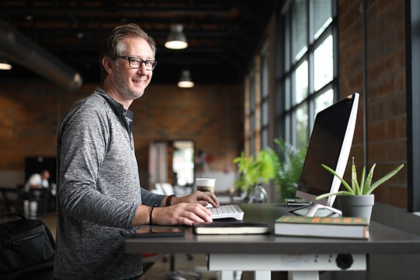 The Role of Technology in Shaping Modern Workplaces