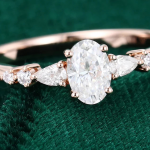 oval moissanite engagement rings