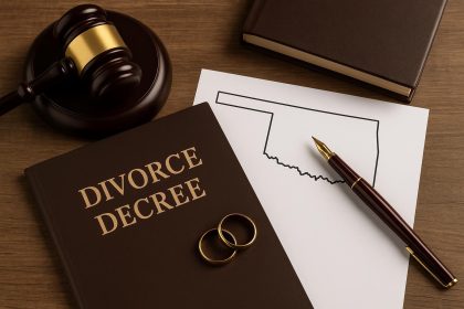 Attorney assisting with divorce paperwork for smoother filing process in Oklahoma courtroom