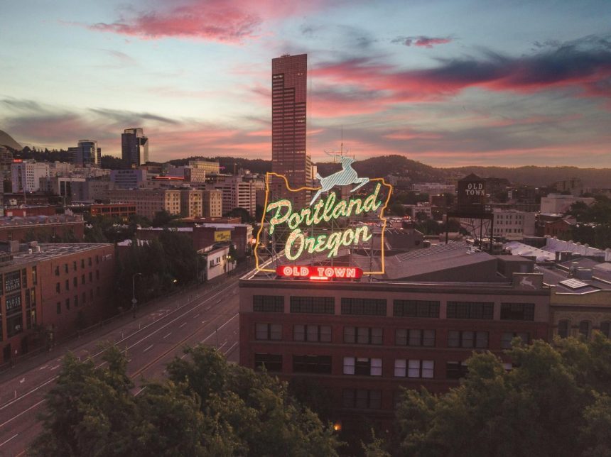 Image 1 of Planning a Tour to Portland – A City That Smells Like Coffee and Feels Like Art