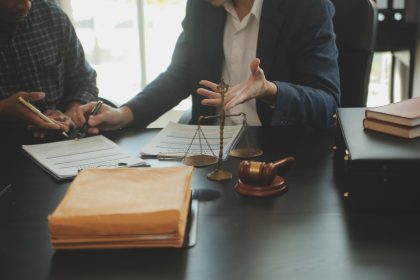 Image 1 of Why Most Personal Injury Cases Settle Before Trial