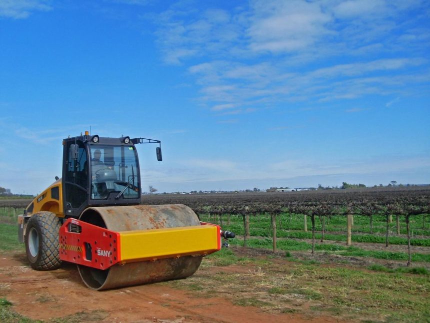 Image 1 of Road Roller Performance Factors in Modern Road Building