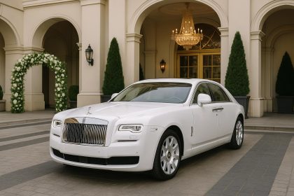 White Rolls Royce rental car parked in Dubai, ideal for weddings, business, and special events